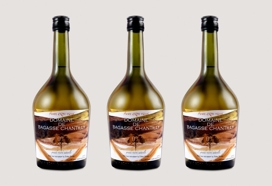 wine bottles with sustainable white paper labels